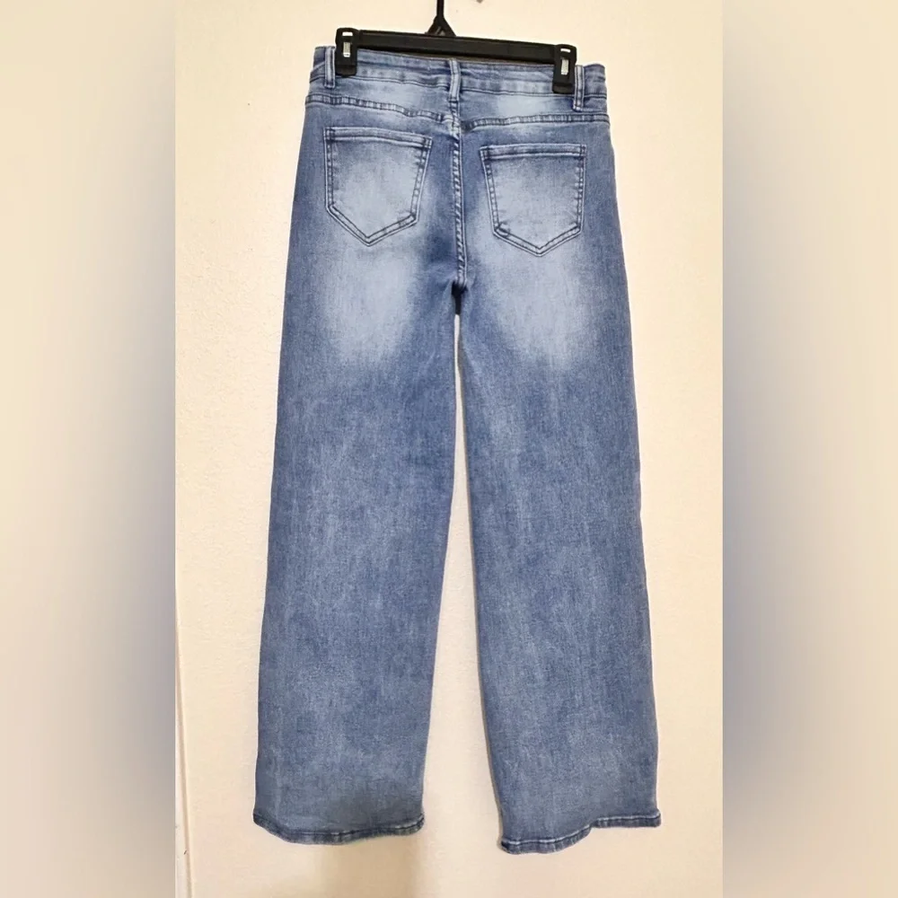 Blue Straight-Leg Jeans with Faded Denim - Picture 3 of 9